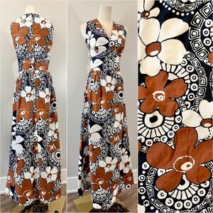 Vintage 1970s Floral Dress Hawaiian Tropical Soft Cotton 70s 60s Beach Vacation
